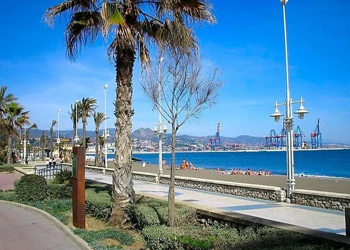 Reyna Apartamentos
