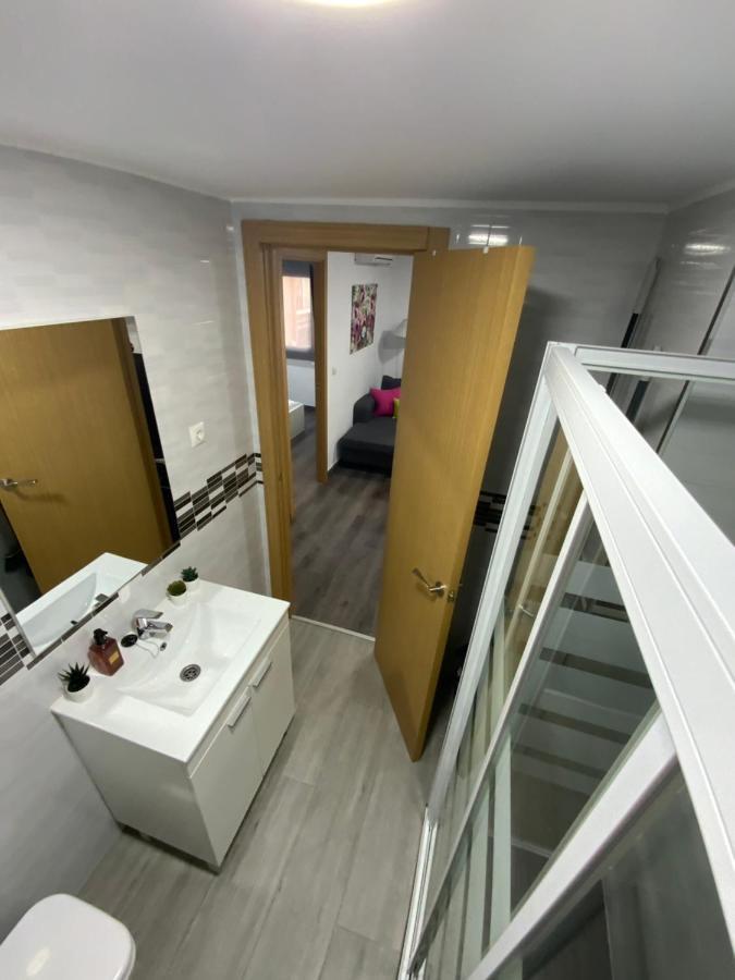 Reyna Apartment *